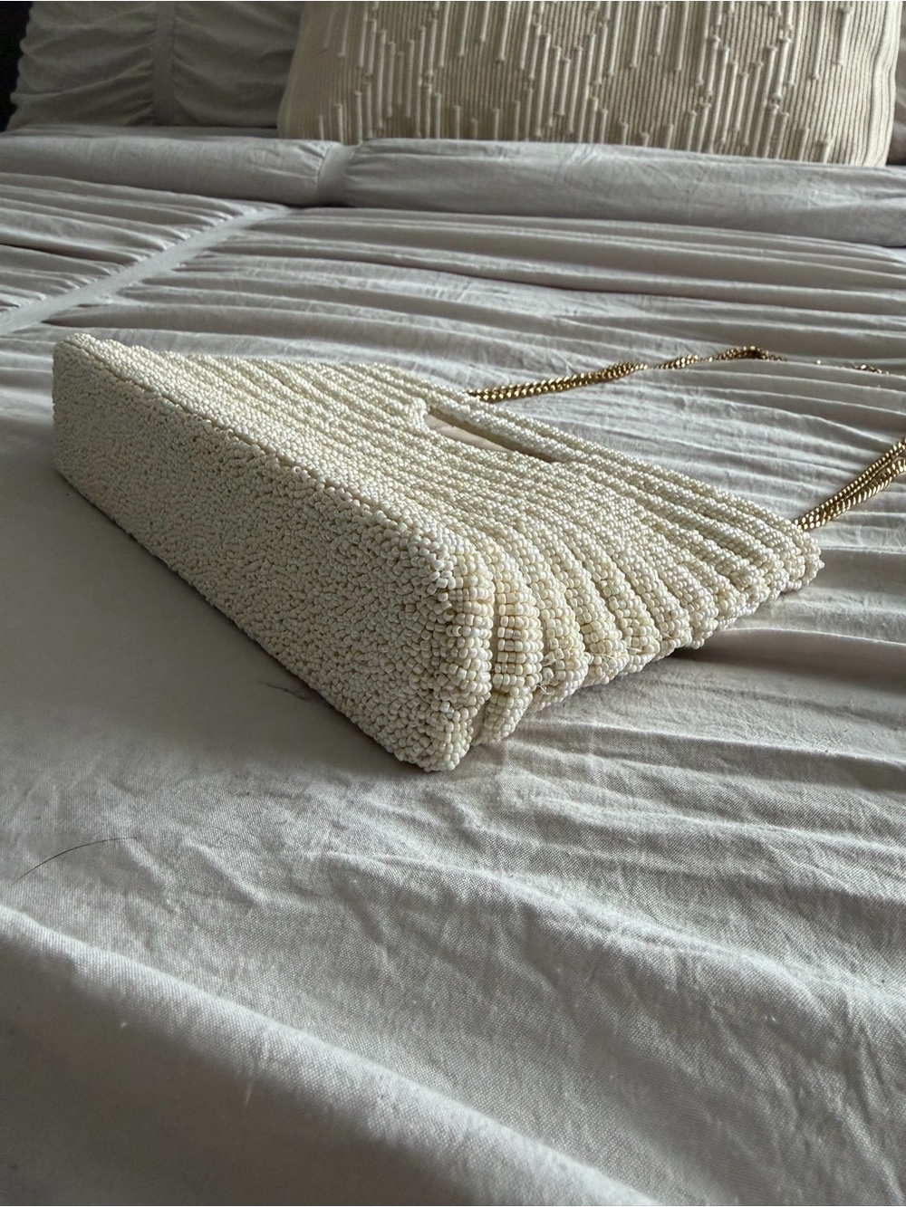 Antik Kraft Cream Beaded Clutch with Gold Chain - Picture 4 of 16
